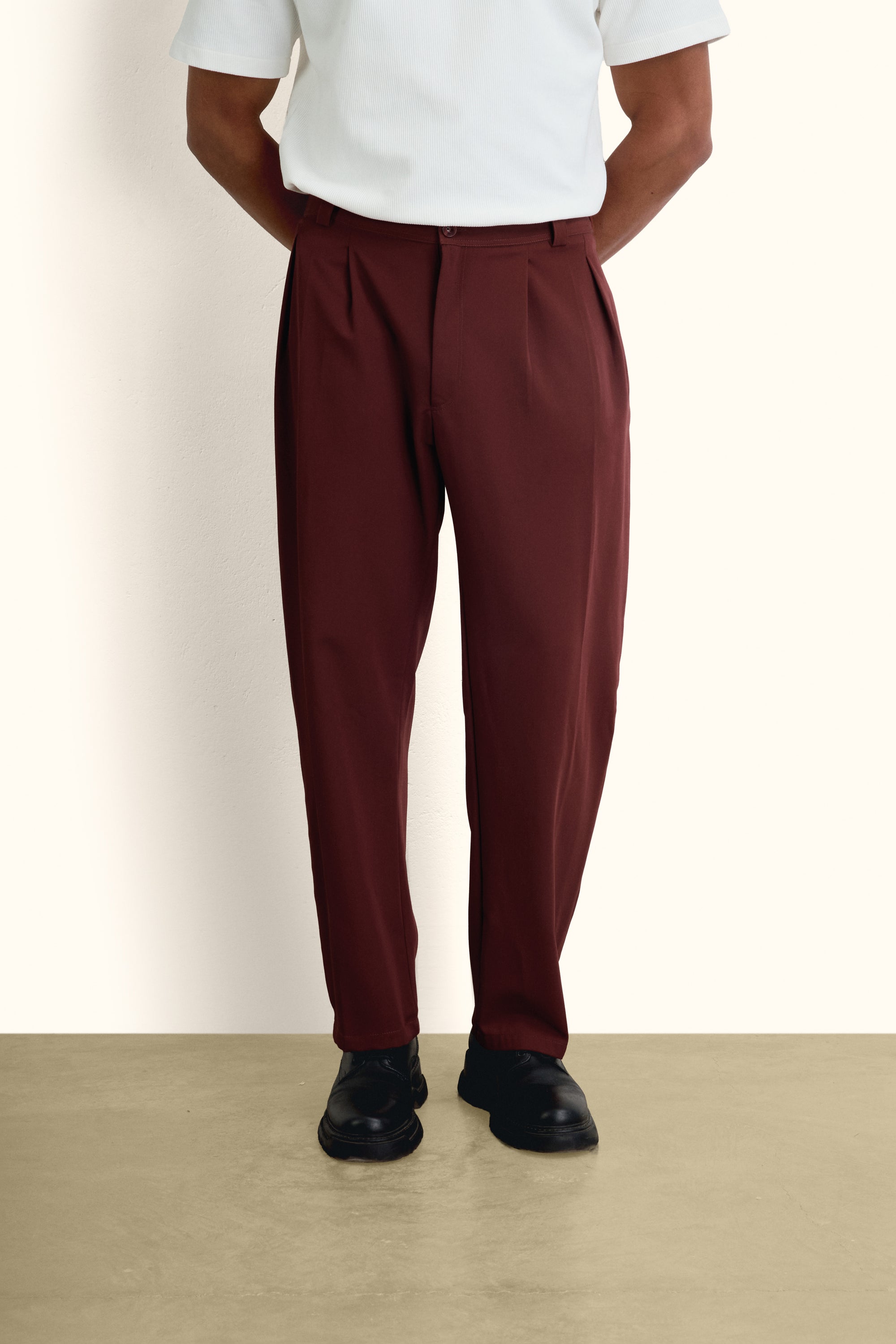 Sienna Pleated Relaxed Pants