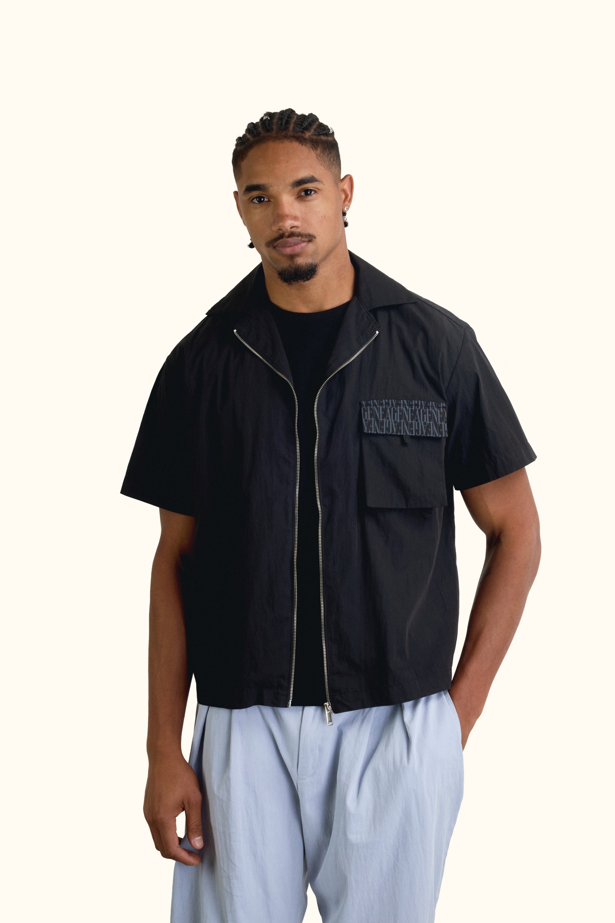 Black Short-sleeves Zip Overshirt
